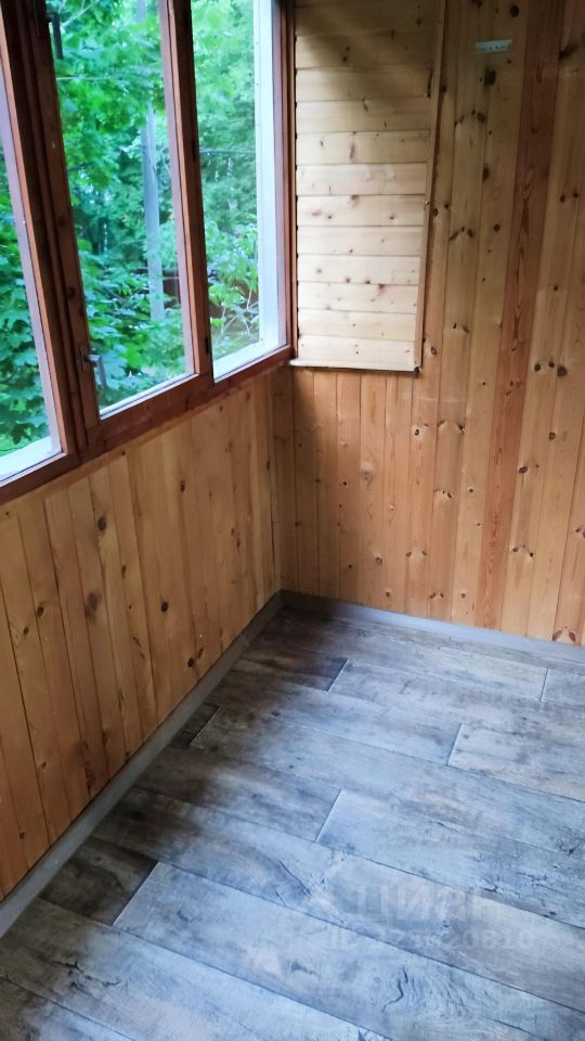 Аренда 3-комн квартиры на вторичном рынке Днепропетровская улица, 25