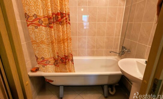 Продажа 3-комн квартиры на вторичном рынке Юкковское шоссе,  д. 14 к5