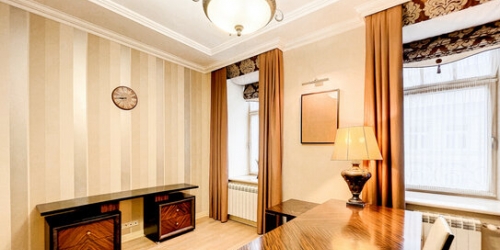 4-комн квартира Пушкарёв переулок,  д. 11