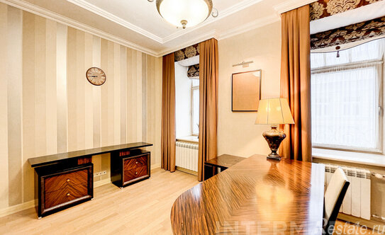 Аренда 4-комн квартиры на вторичном рынке Пушкарёв переулок,  д. 11