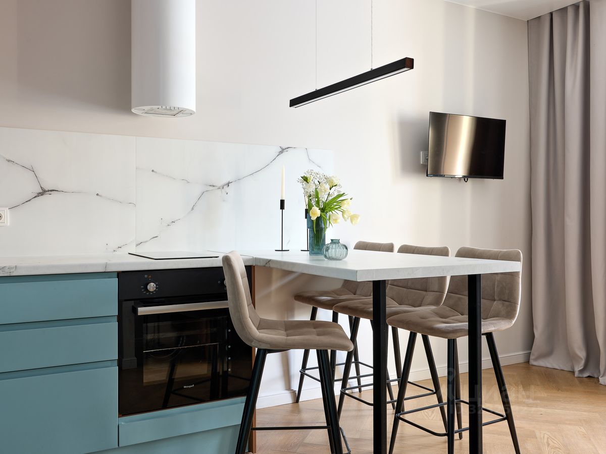 Продажа 1-комн квартиры на вторичном рынке проспект Крузенштерна, 2