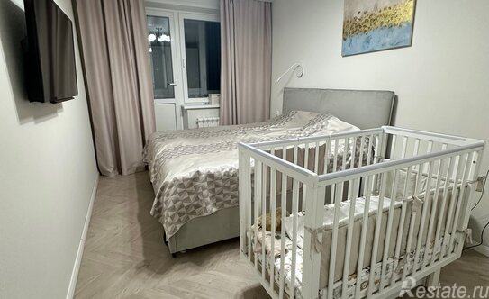 Продажа 2-комн квартиры на вторичном рынке Знаменская улица,  д. 8