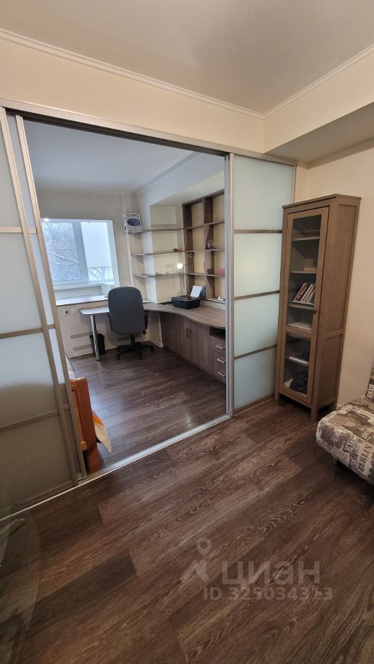 Продажа 2-комн квартиры на вторичном рынке улица Маршала Малиновского, 8