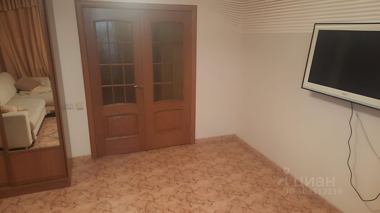 Аренда 2-комн квартиры на вторичном рынке улица Коминтерна, 54К2