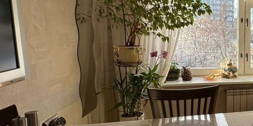 3-комн квартира улица Лени Голикова, 7