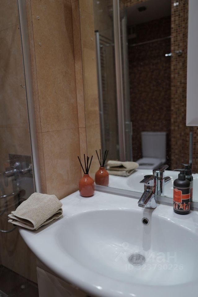 Аренда 2-комн квартиры на вторичном рынке Хлебный переулок, 9