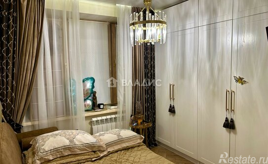 Продажа 2-комн квартиры на вторичном рынке улица Кубинка,  д. 18 к3