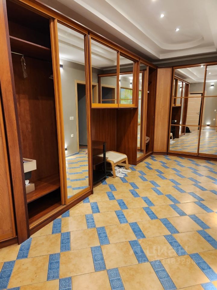 Аренда 3-комн квартиры на вторичном рынке Нежинская улица, 8К2