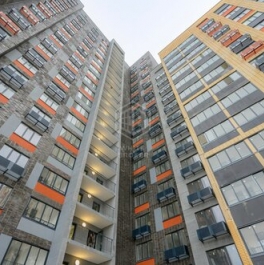Продажа 1-комн квартиры на вторичном рынке Базовская улица,  д. 24Б