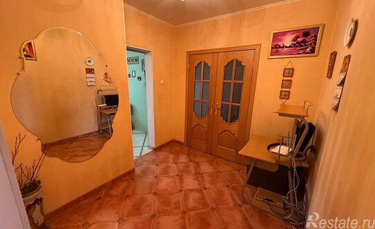 Продажа 2-комн квартиры на вторичном рынке Стародеревенская улица