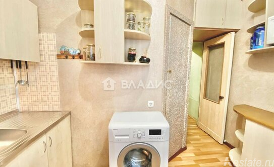 Продажа 2-комн квартиры на вторичном рынке Большевиков пр-кт,  д. 67 к2