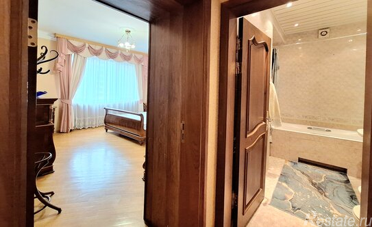 Продажа 3-комн квартиры на вторичном рынке ул Новочерёмушкинская,  д. 60,  к. 2