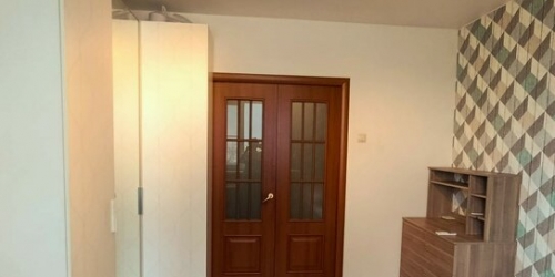 3-комн квартира ул Декабристов,  д. 10,  к. 1