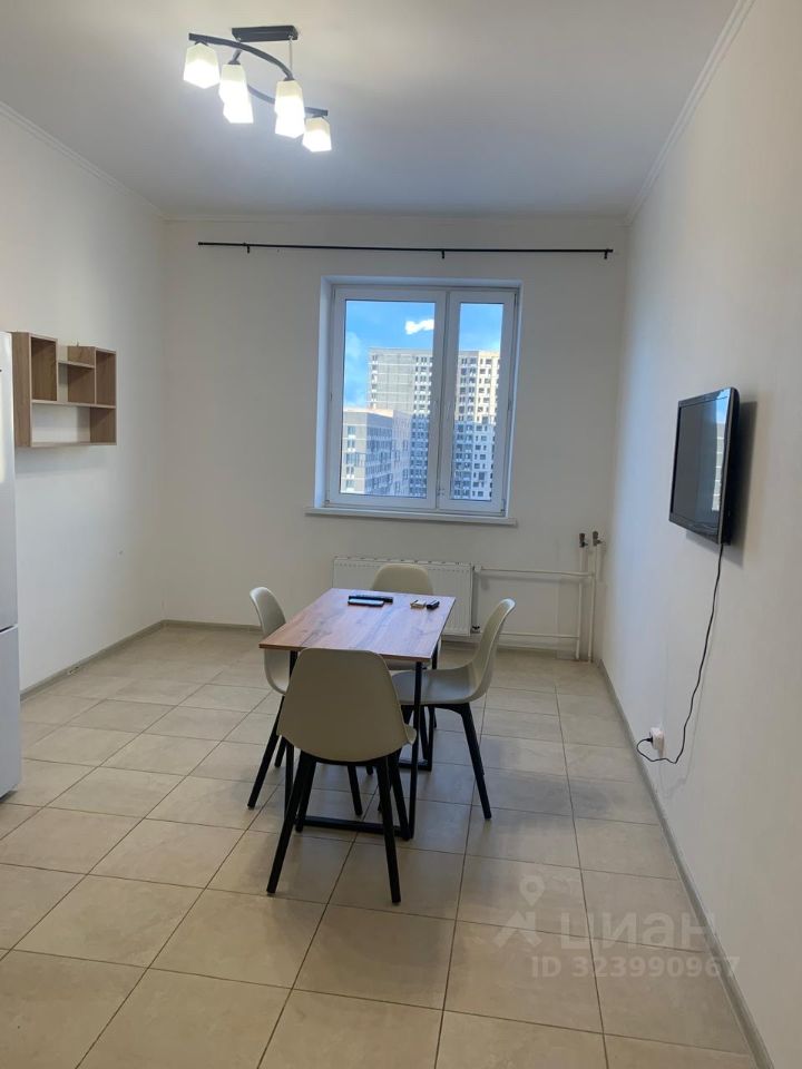 Аренда 2-комн квартиры на вторичном рынке Путилково пгт, улица Просторная,  д. 14