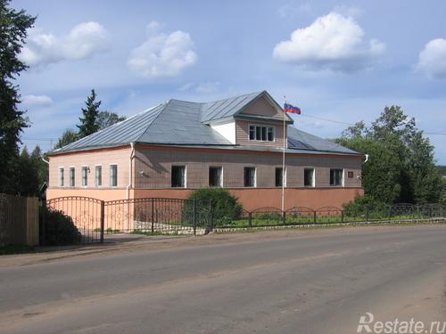 Продажа 4-комн квартиры на вторичном рынке пос.Запорожское ул.Советская,  д. 8