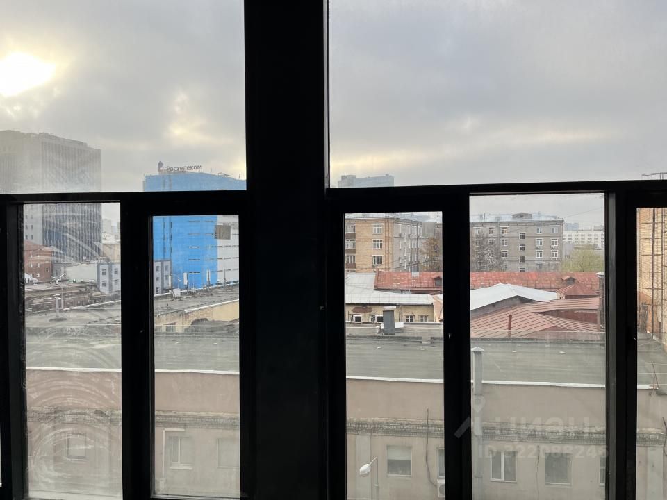 Продажа 3-комн квартиры на вторичном рынке 1-я Ямская улица, 4