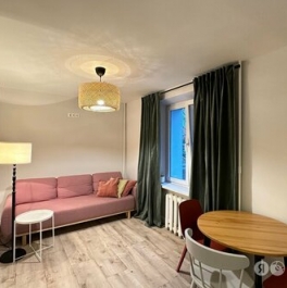 Аренда 2-комн квартиры на вторичном рынке ул Гарибальди,  д. 8,  к. 5