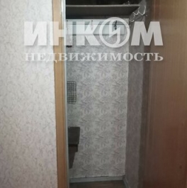 Продажа 2-комн квартиры на вторичном рынке Малахитовая улица,  д. 13 к1