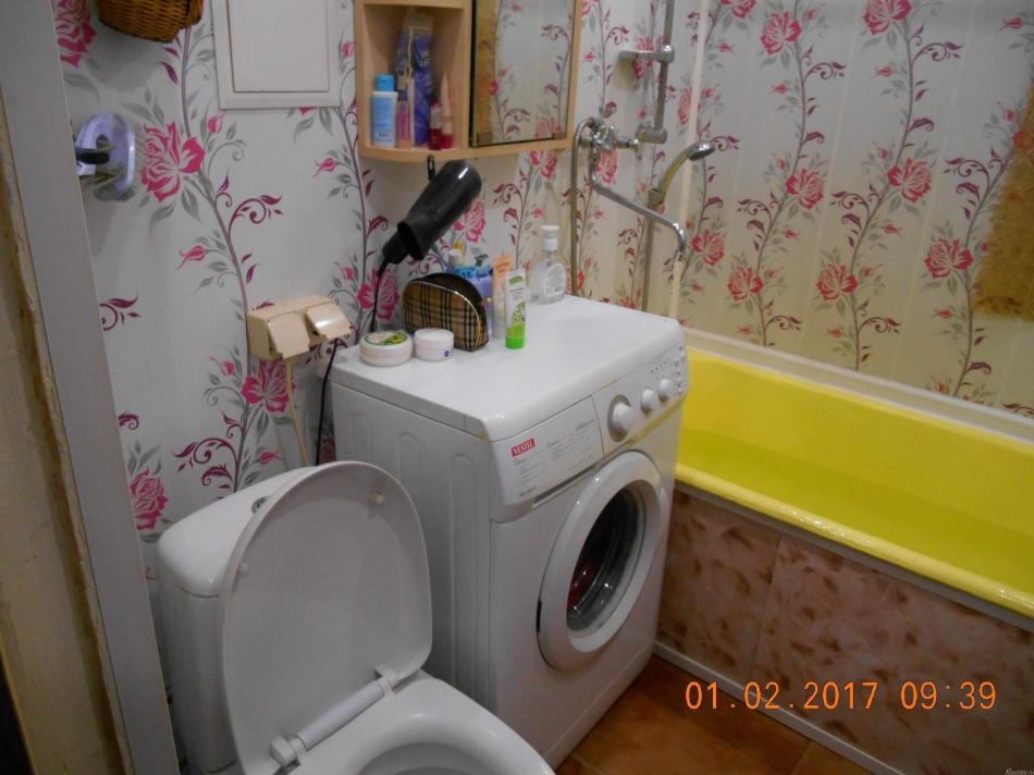 Продажа 1-комн квартиры на вторичном рынке Сланцы г, Жуковского ул,  д. 6