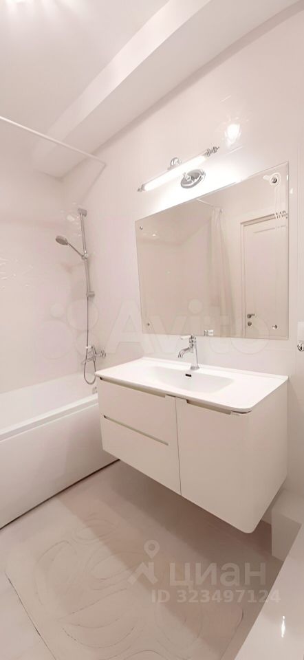 Продажа 2-комн квартиры на вторичном рынке Студенческая улица, 26к1