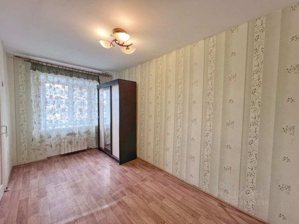 Продажа 2-комн квартиры на вторичном рынке Серпухов, улица Ворошилова, 125/2