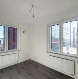 Продажа 2-комн квартиры на вторичном рынке Бугры, ул Тихая,  д. 10