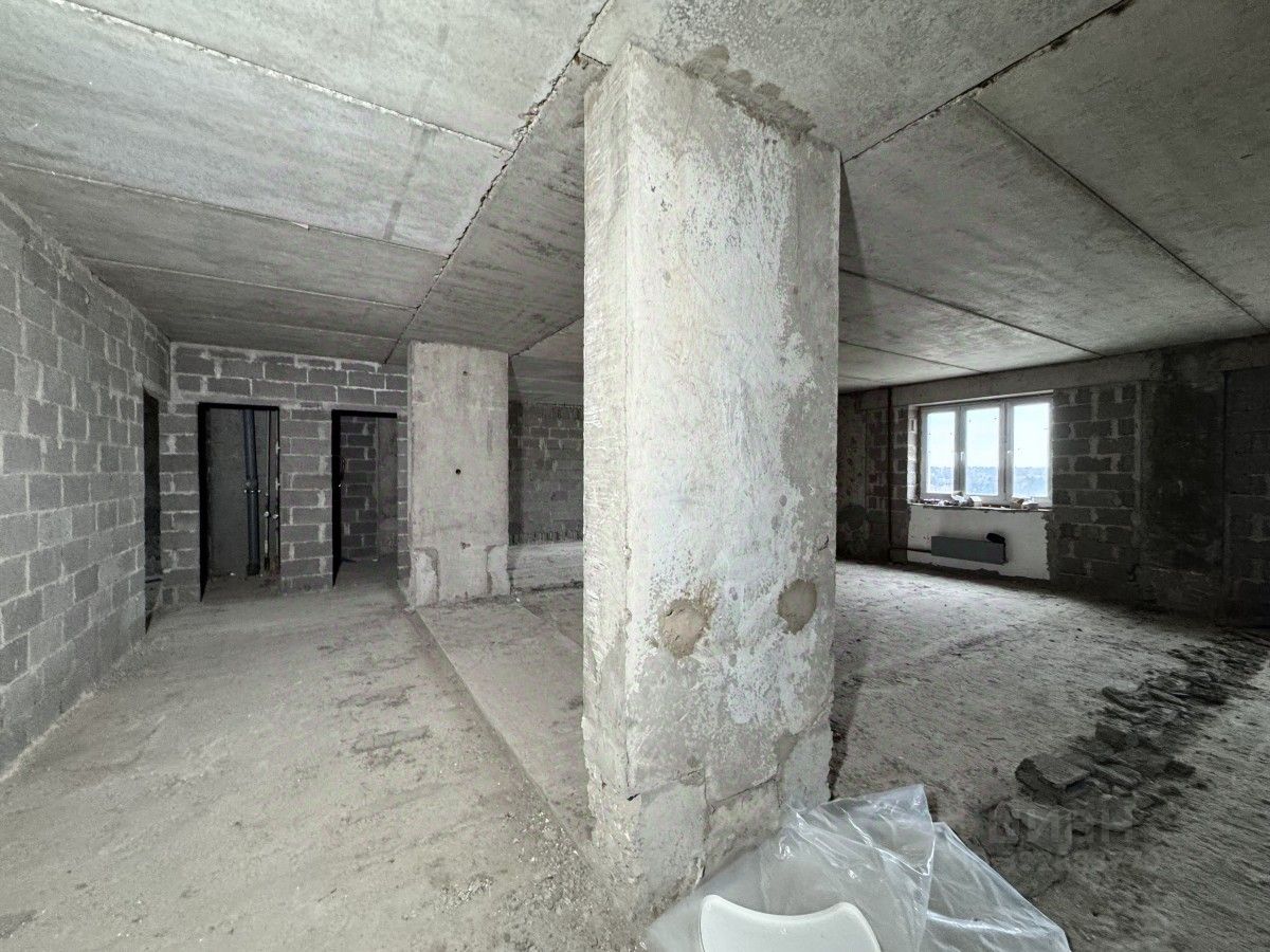 Продажа 3-комн квартиры на вторичном рынке Южный мкр, Звенигород, улица Радужная,  д. 12