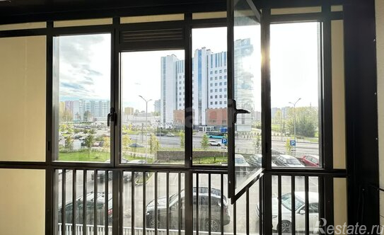 Продажа 1-комн квартиры на вторичном рынке проспект Авиаконструкторов,  д. 61