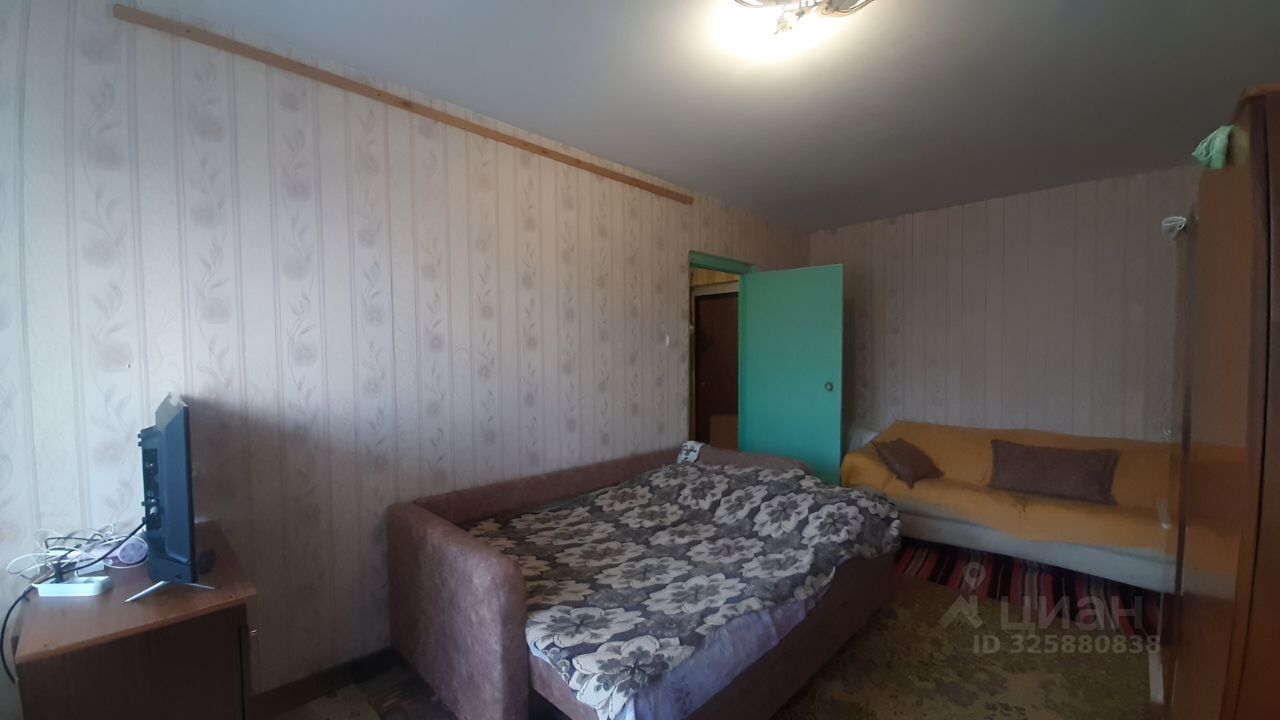Продажа 1-комн квартиры на вторичном рынке 1-й мкр, Озеры,  д. 30