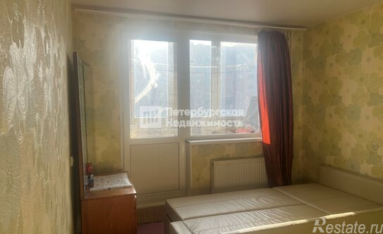 Продажа 2-комн квартиры на вторичном рынке Искровский пр-кт,  д. 17 к1