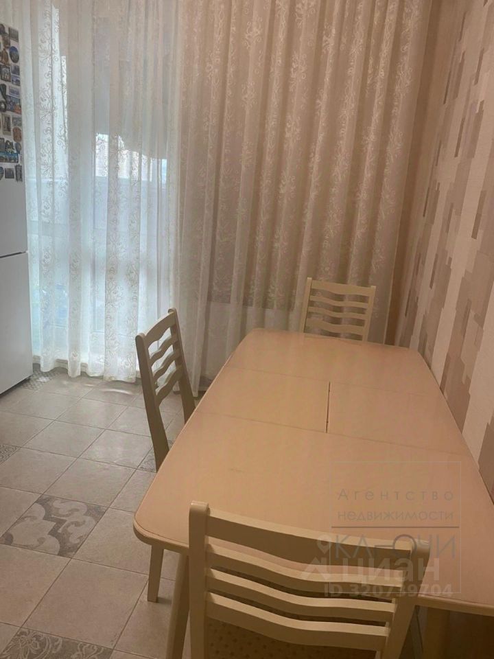 Продажа 2-комн квартиры на вторичном рынке Одинцово, улица Белорусская, 10