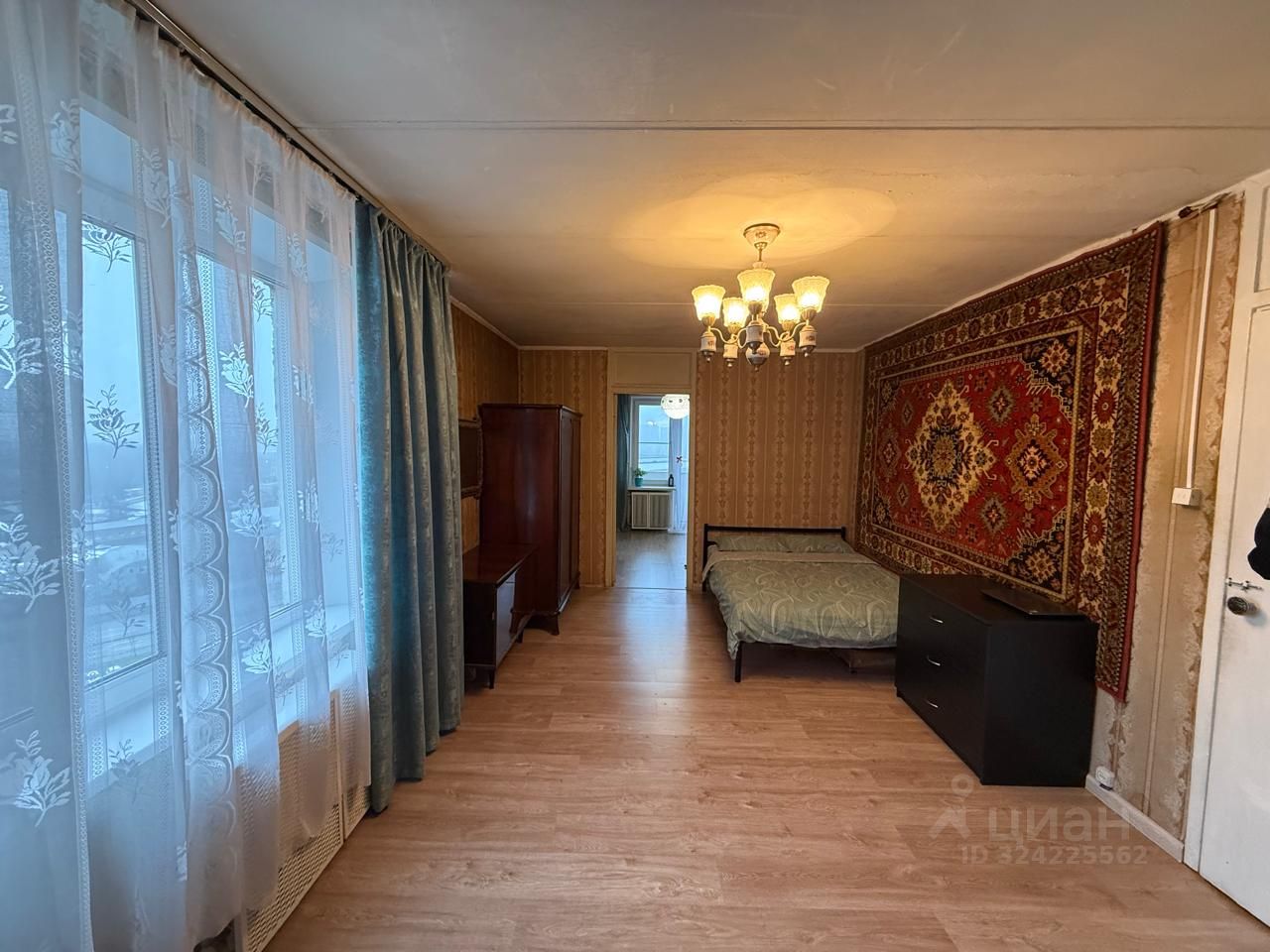 Продажа 3-комн квартиры на вторичном рынке Уржумская улица, 5К1