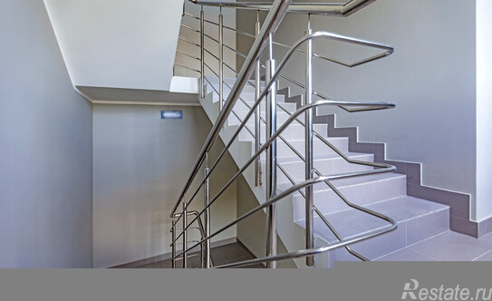 Продажа 5-комн квартиры на вторичном рынке Тружеников 1-й пер,  д. 16