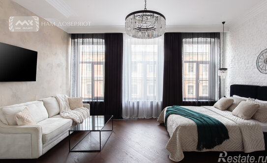 Продажа 4-комн квартиры на вторичном рынке Грибоедова Канала наб,  д. 42