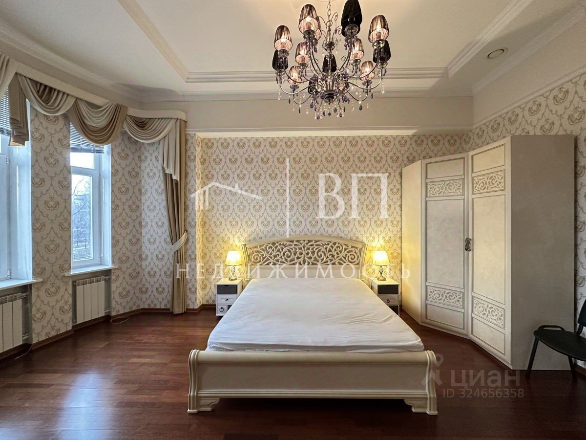 Продажа 3-комн квартиры на вторичном рынке Кронверкский проспект, 23