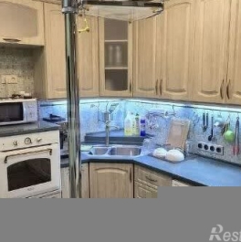 Продажа 2-комн квартиры на вторичном рынке 60-летия Октября пр-кт,  д. 14