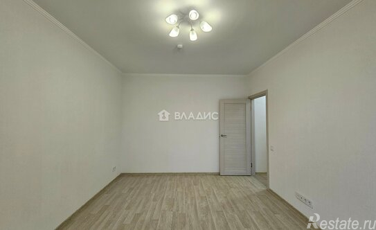 Продажа 2-комн квартиры на вторичном рынке улица Кедрова,  д. 16 к3