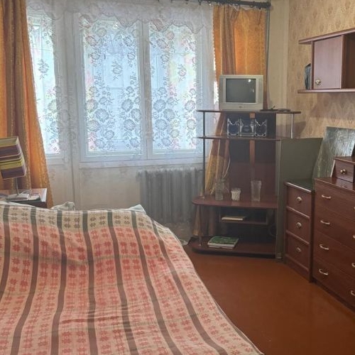 3-комн квартира Коммунар г., улица Садовая, 10