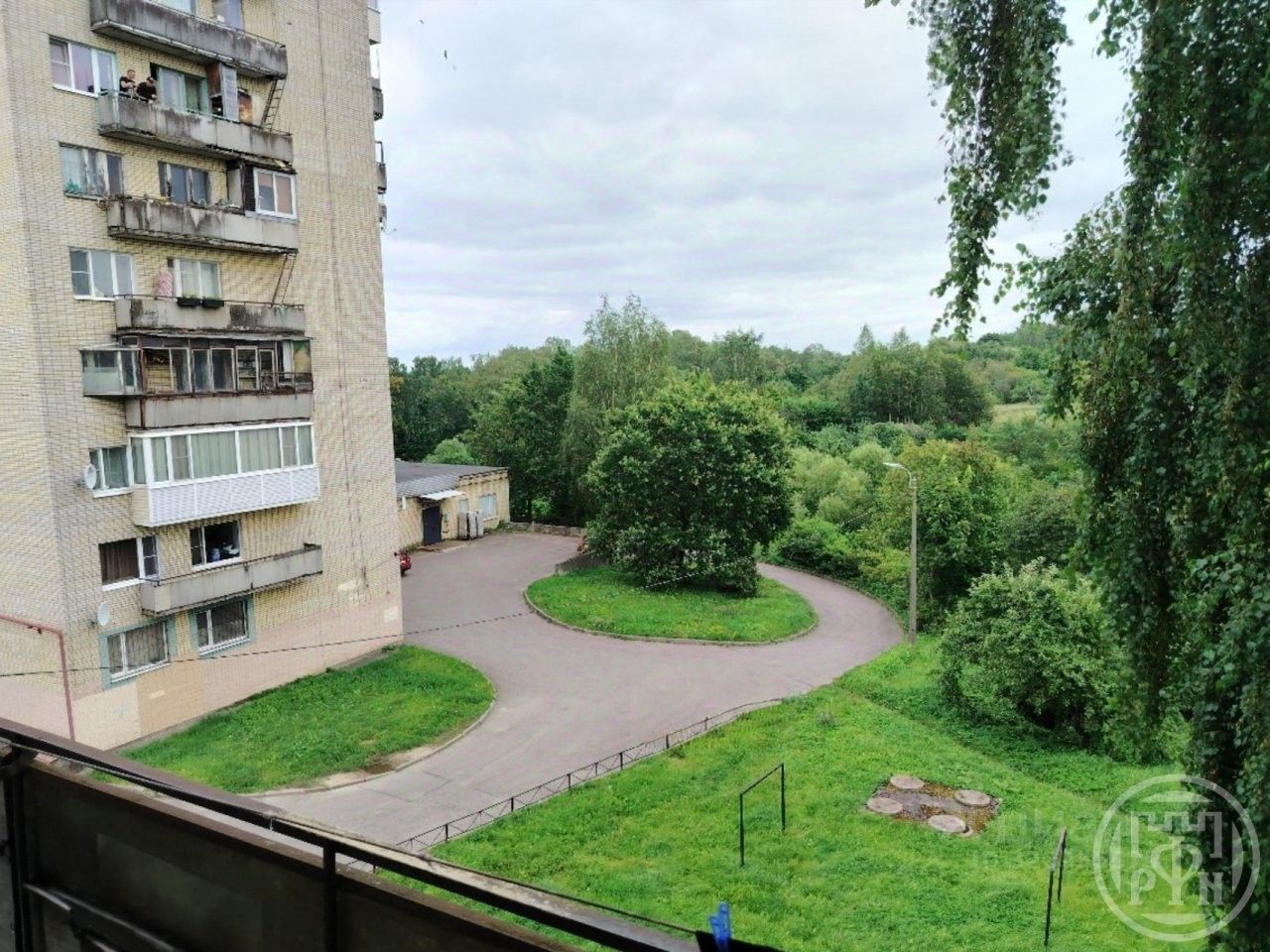 Продажа 1-комн квартиры на вторичном рынке Ломоносов, улица Жоры Антоненко, 14а
