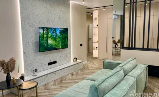 Аренда 2-комн квартиры на вторичном рынке Октябрьская наб,  д. 44