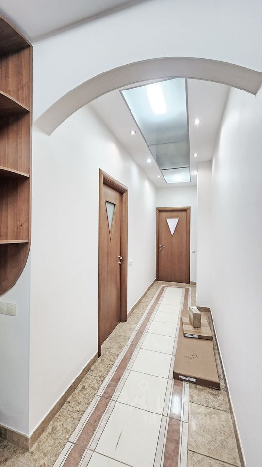 Аренда 4-комн квартиры на вторичном рынке Ломоносовский проспект, 7К5