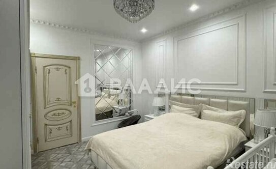 Продажа 3-комн квартиры на вторичном рынке Варшавское ш,  д. 168