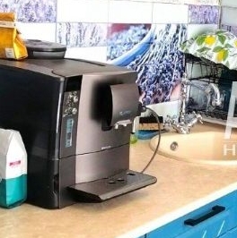 Продажа 2-комн квартиры на вторичном рынке пос. Запорожское, улица Ленинградская, 1