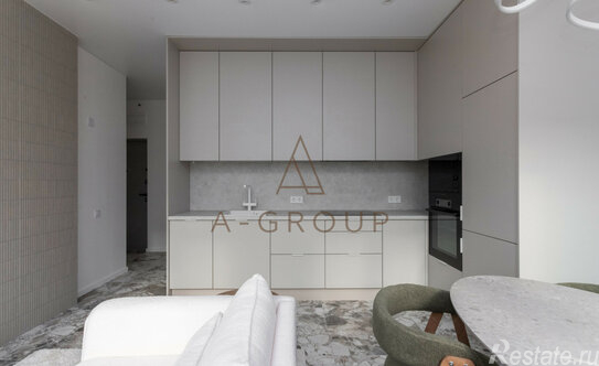 Продажа 2-комн квартиры на вторичном рынке улица Беринга,  д. 27 к6 с1