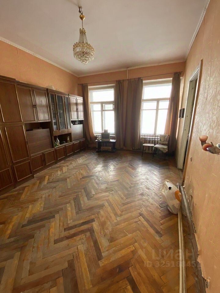 Продажа 4-комн квартиры на вторичном рынке Разъезжая улица, 31