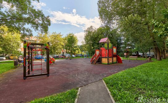 Продажа 3-комн квартиры на вторичном рынке Перовская улица,  д. 58