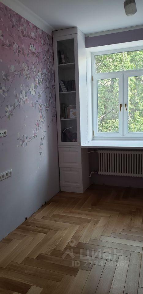 Продажа 3-комн квартиры на вторичном рынке Малая Калужская улица, 27
