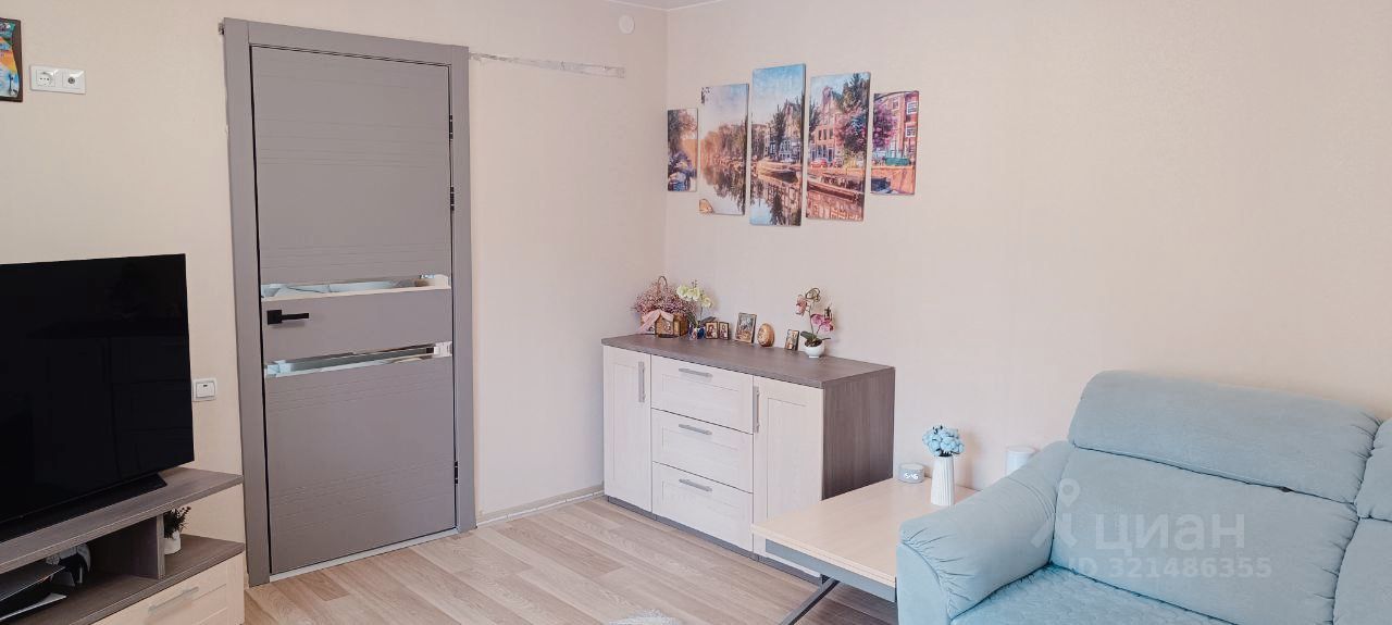 Продажа 1-комн квартиры на вторичном рынке улица Чекистов, 38