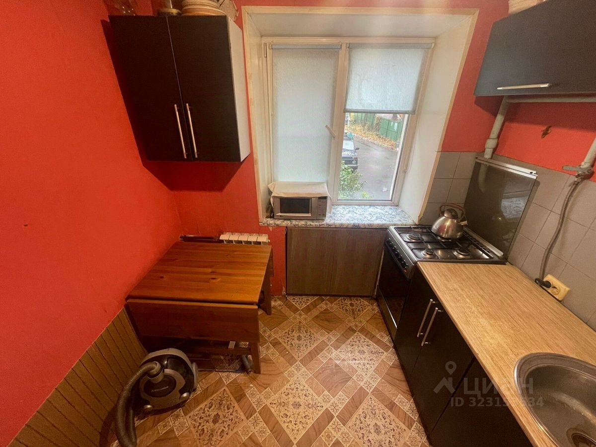 Продажа 1-комн квартиры на вторичном рынке Щелково, улица Комарова, 4