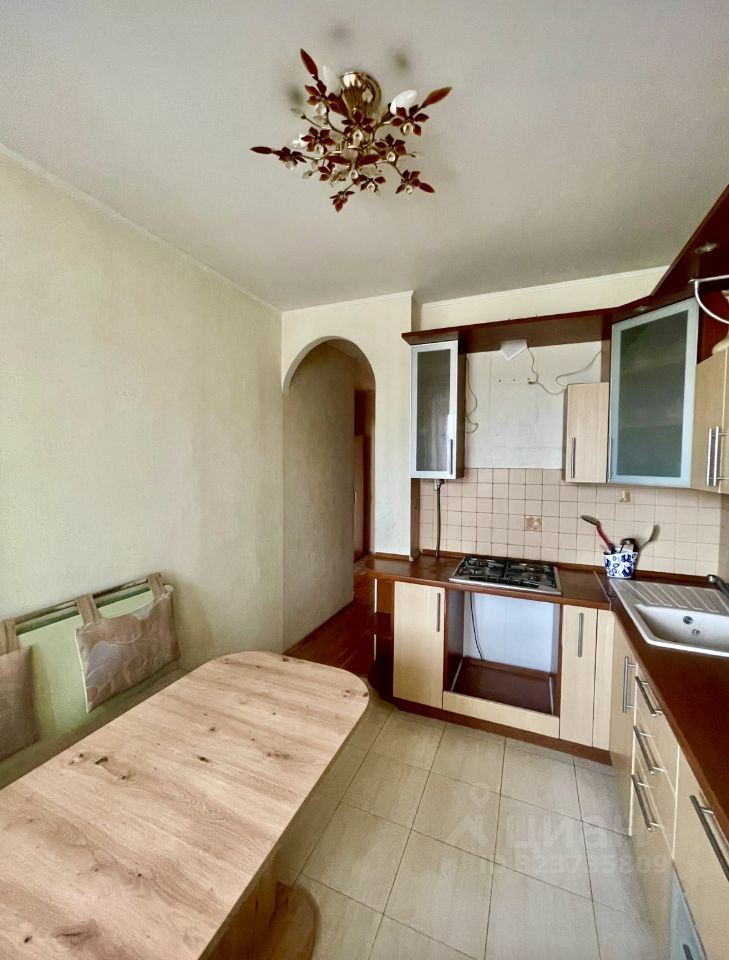 Продажа 1-комн квартиры на вторичном рынке Химки, улица Нахимова, 4